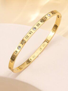 ✨ Roman Numeral Gold Bangle Bracelet - Zirconia Accents ✨